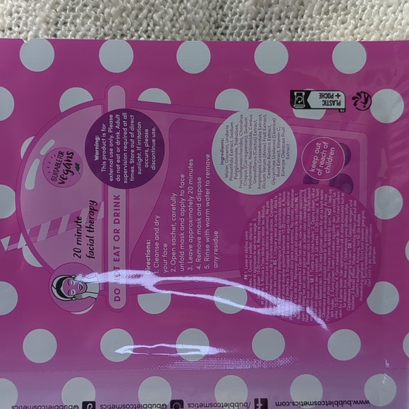 Glow Recipe Toner/Cleanser/Bubble T Face Mask Bundle - Picture 11 of 14